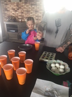 Dying Easter eggs 
